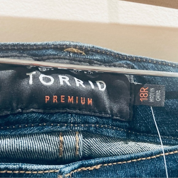 TORRID Sz 18R High  Rise Slim Boot Cut Mid-Wash Comfort Blue Jeans - Picture 6 of 16
